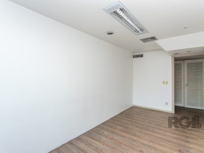 Conjunto/Sala à venda com 234m² no bairro Menino Deus em Porto Alegre - Foto 36