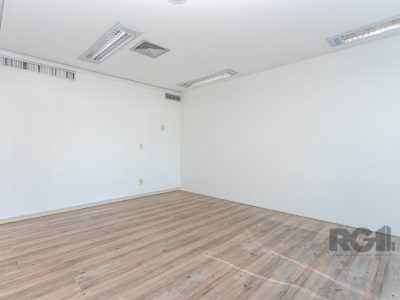 Conjunto/Sala à venda com 234m² no bairro Menino Deus em Porto Alegre - Foto 43