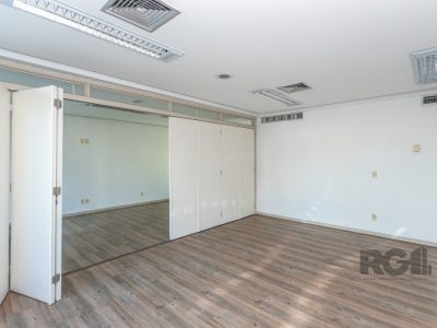 Conjunto/Sala à venda com 234m² no bairro Menino Deus em Porto Alegre - Foto 44