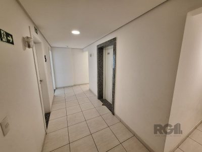 Apartamento à venda com 54m², 2 quartos, 1 vaga no bairro Passo d'Areia em Porto Alegre - Foto 20