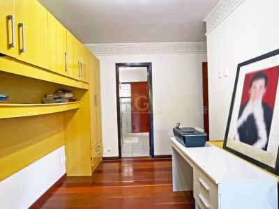 Casa à venda com 306m², 4 quartos, 4 suítes, 6 vagas no bairro Jardim Itu em Porto Alegre - Foto 39