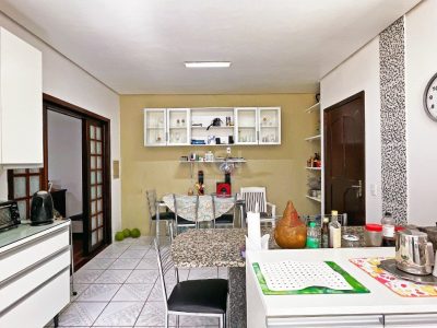 Casa à venda com 306m², 4 quartos, 4 suítes, 6 vagas no bairro Jardim Itu em Porto Alegre - Foto 52