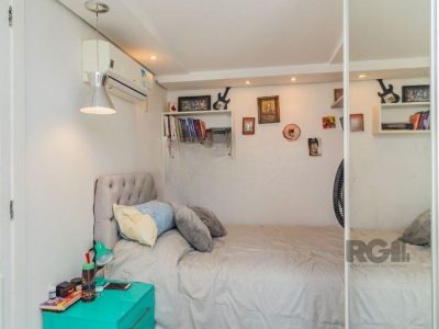 Cobertura à venda com 188m², 3 quartos, 1 suíte, 2 vagas no bairro Rio Branco em Porto Alegre - Foto 27