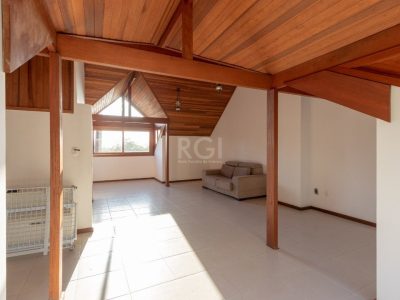 Casa à venda com 233m², 3 quartos, 1 suíte, 4 vagas no bairro Tristeza em Porto Alegre - Foto 29