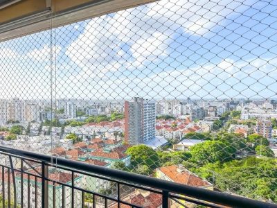 Apartamento à venda com 120m², 3 quartos, 1 suíte, 2 vagas no bairro Jardim Europa em Porto Alegre - Foto 4