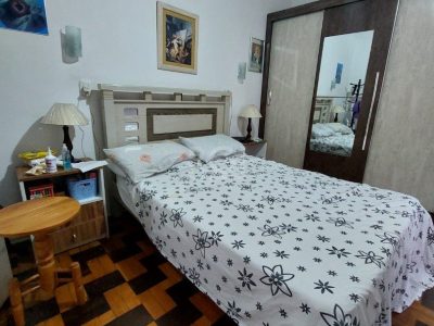 Casa à venda com 184m², 3 quartos, 2 suítes, 4 vagas no bairro Cristal em Porto Alegre - Foto 3