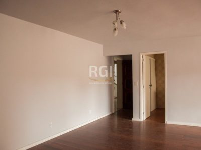 Apartamento à venda com 128m², 3 quartos, 1 suíte, 1 vaga no bairro Auxiliadora em Porto Alegre - Foto 3