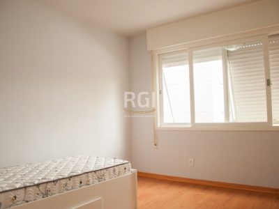 Apartamento à venda com 128m², 3 quartos, 1 suíte, 1 vaga no bairro Auxiliadora em Porto Alegre - Foto 12