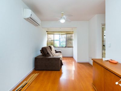 Apartamento à venda com 56m², 2 quartos, 1 vaga no bairro Glória em Porto Alegre - Foto 11