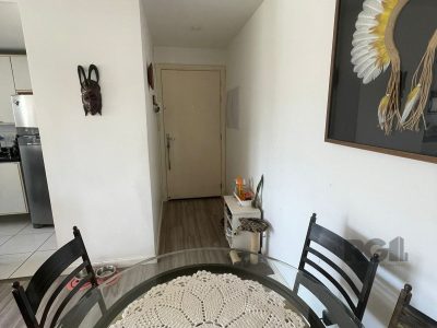 Apartamento à venda com 75m², 3 quartos, 1 suíte, 2 vagas no bairro Partenon em Porto Alegre - Foto 7