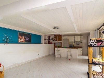 Casa à venda com 350m², 3 quartos, 2 suítes, 5 vagas no bairro Santo Antônio em Porto Alegre - Foto 5