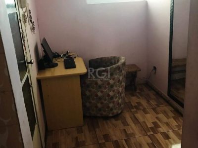 Apartamento à venda com 101m², 2 quartos, 1 vaga no bairro Medianeira em Porto Alegre - Foto 16