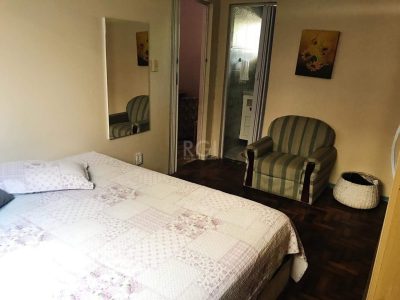 Apartamento à venda com 101m², 2 quartos, 1 vaga no bairro Medianeira em Porto Alegre - Foto 5