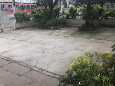 Apartamento à venda com 101m², 2 quartos, 1 vaga no bairro Medianeira em Porto Alegre - Foto 22