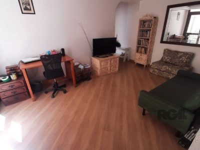 Apartamento à venda com 76m², 2 quartos no bairro Santana em Porto Alegre - Foto 2