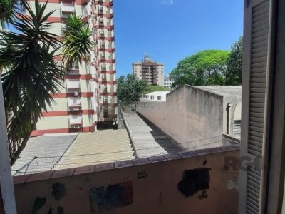 Apartamento à venda com 76m², 2 quartos no bairro Santana em Porto Alegre - Foto 9