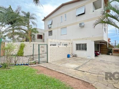 Casa à venda com 325m², 3 quartos, 1 suíte, 5 vagas no bairro Santa Tereza em Porto Alegre - Foto 5