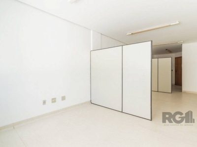 Conjunto/Sala à venda com 36m² no bairro Menino Deus em Porto Alegre - Foto 3