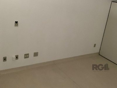 Conjunto/Sala à venda com 36m² no bairro Menino Deus em Porto Alegre - Foto 4