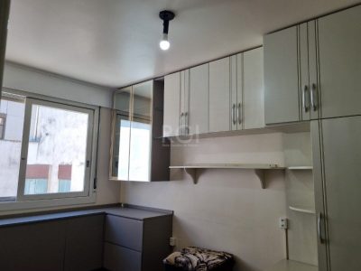 Duplex à venda com 89m², 2 quartos no bairro Centro Histórico em Porto Alegre - Foto 13