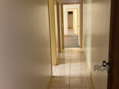 Apartamento à venda com 107m², 3 quartos, 2 suítes no bairro Floresta em Porto Alegre - Foto 5