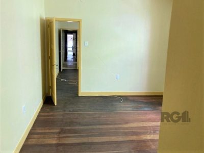 Apartamento à venda com 107m², 3 quartos, 2 suítes no bairro Floresta em Porto Alegre - Foto 11