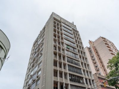 Apartamento à venda com 171m², 3 quartos, 1 suíte, 2 vagas no bairro Centro Histórico em Porto Alegre - Foto 18