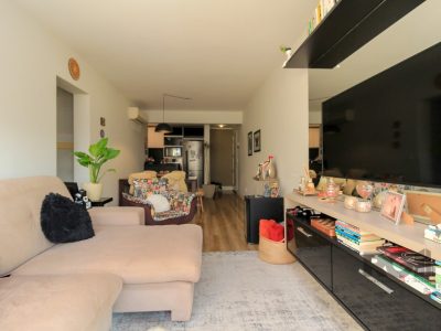 Apartamento à venda com 74m², 2 quartos, 1 suíte, 2 vagas no bairro Tristeza em Porto Alegre - Foto 4