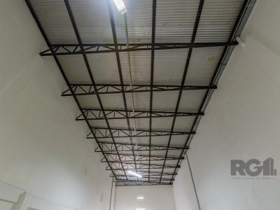 Depósito/Pavilhão à venda com 170m² no bairro Menino Deus em Porto Alegre - Foto 11