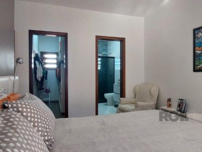 Casa à venda com 147m², 3 quartos, 1 suíte no bairro Jardim Lindóia em Porto Alegre - Foto 6