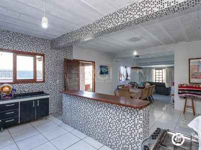 Casa à venda com 270m², 5 quartos, 2 suítes, 2 vagas no bairro Cristal em Porto Alegre - Foto 22