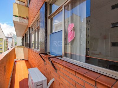 Apartamento à venda com 140m², 2 quartos no bairro Centro Histórico em Porto Alegre - Foto 2