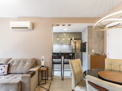 Apartamento à venda com 75m², 3 quartos, 1 suíte, 1 vaga no bairro Petrópolis em Porto Alegre - Foto 10