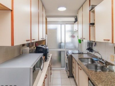 Apartamento à venda com 75m², 3 quartos, 1 suíte, 1 vaga no bairro Santana em Porto Alegre - Foto 8