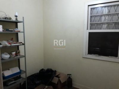 Casa à venda com 415m², 5 quartos, 3 vagas no bairro Menino Deus em Porto Alegre - Foto 10