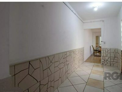 Casa à venda com 227m², 4 quartos, 1 vaga no bairro Santana em Porto Alegre - Foto 6