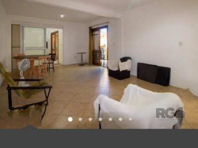 Casa à venda com 227m², 4 quartos, 1 vaga no bairro Santana em Porto Alegre - Foto 18