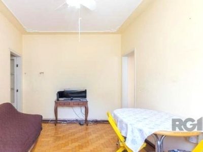 Apartamento à venda com 70m², 2 quartos no bairro Auxiliadora em Porto Alegre - Foto 4