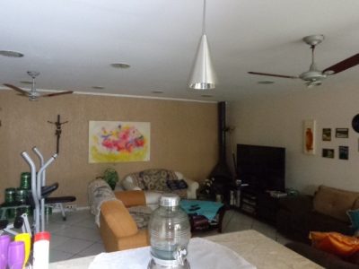 Casa à venda com 330m², 5 quartos, 1 suíte, 7 vagas no bairro Menino Deus em Porto Alegre - Foto 25