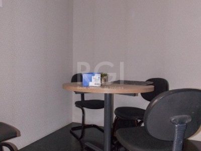 Conjunto/Sala à venda com 60m² no bairro Independência em Porto Alegre - Foto 16