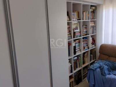 Casa à venda com 100m², 3 quartos, 1 vaga no bairro Jardim Itu em Porto Alegre - Foto 12