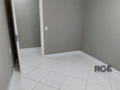 Casa à venda com 200m², 3 quartos, 1 suíte, 3 vagas no bairro Azenha em Porto Alegre - Foto 7