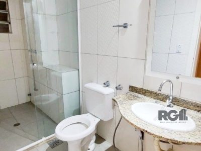 Casa à venda com 200m², 3 quartos, 1 suíte, 3 vagas no bairro Azenha em Porto Alegre - Foto 12