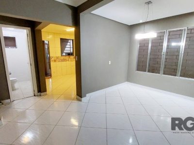 Casa à venda com 200m², 3 quartos, 1 suíte, 3 vagas no bairro Azenha em Porto Alegre - Foto 24