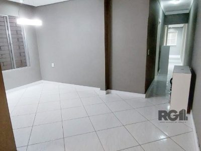 Casa à venda com 200m², 3 quartos, 1 suíte, 3 vagas no bairro Azenha em Porto Alegre - Foto 27