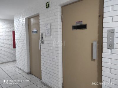 Apartamento à venda com 64m², 2 quartos, 1 vaga no bairro Cristal em Porto Alegre - Foto 3