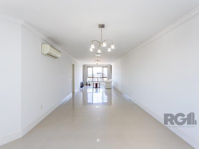 Apartamento à venda com 136m², 3 quartos, 1 suíte, 2 vagas no bairro Cristo Redentor em Porto Alegre - Foto 5