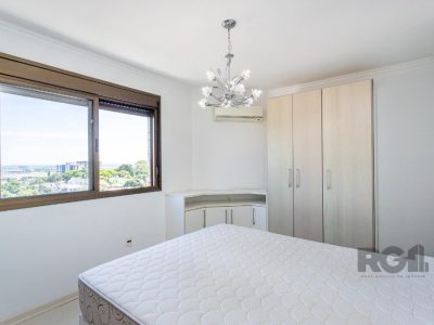 Apartamento à venda com 136m², 3 quartos, 1 suíte, 2 vagas no bairro Cristo Redentor em Porto Alegre - Foto 19