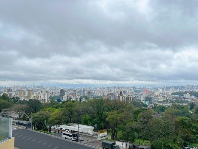 Apartamento à venda com 83m², 3 quartos, 1 suíte, 2 vagas no bairro Menino Deus em Porto Alegre - Foto 39