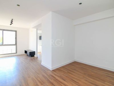 Apartamento à venda com 71m², 2 quartos, 1 suíte, 1 vaga no bairro Centro Histórico em Porto Alegre - Foto 3